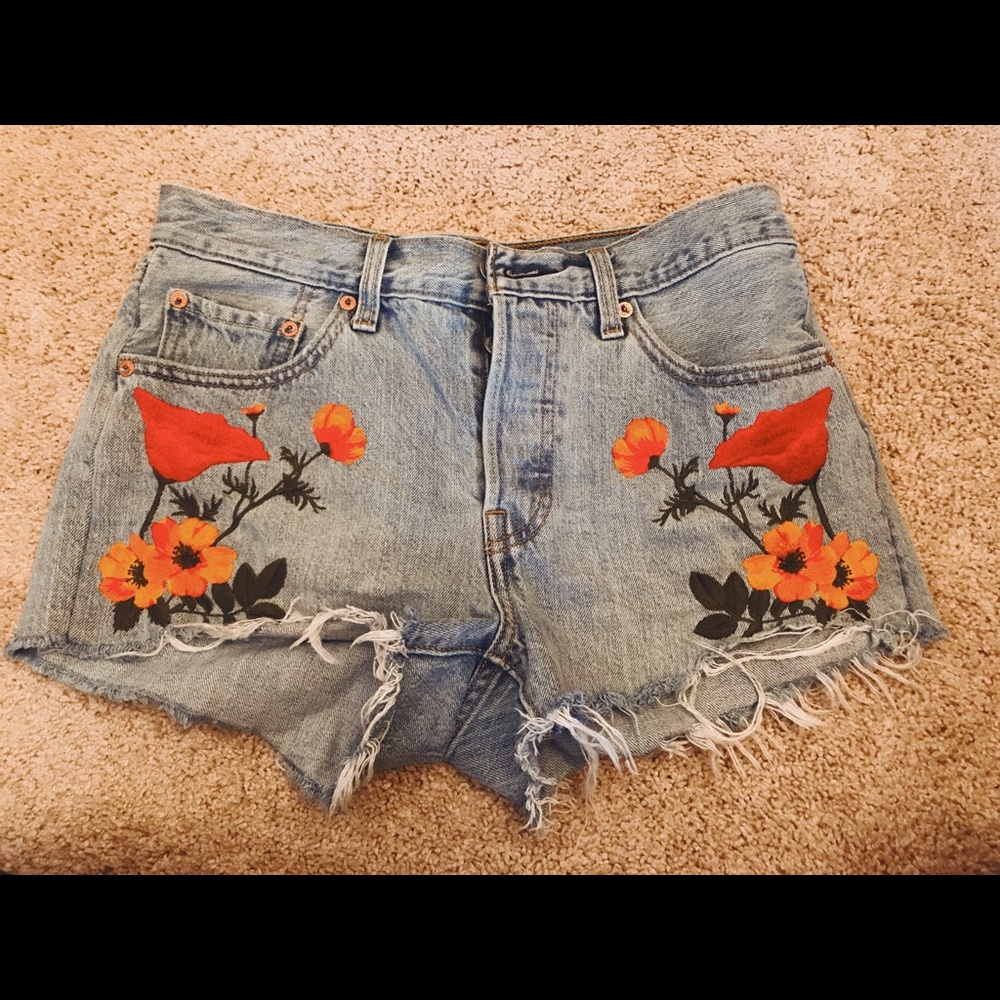 embroidered levi jean shorts